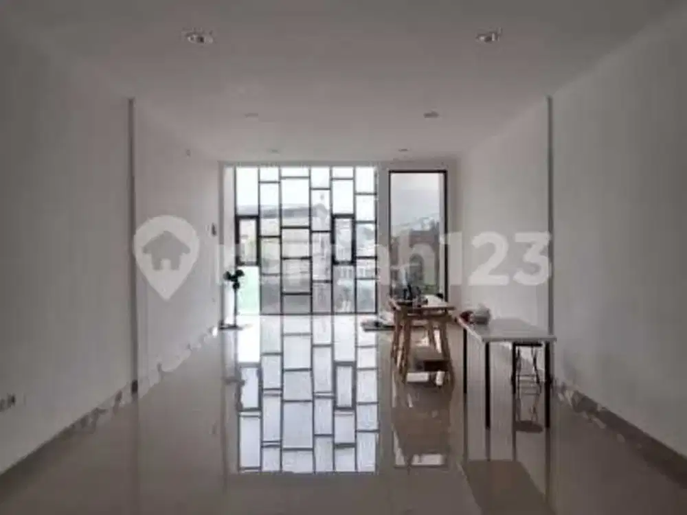 Ruko 2 1/2 Lantai di Taman Cimanggu