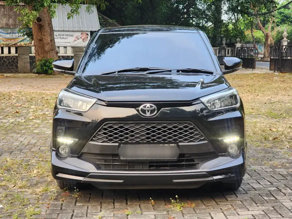 Toyota RAIZE 1.0 GR ONE TONE 2021 ISTIMEWA