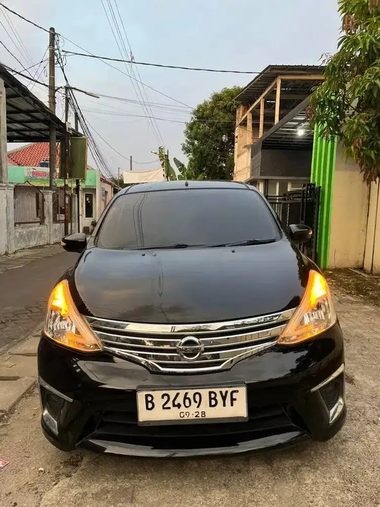 Nissan Grand Livina 1.5 Highway Star Matic 2018