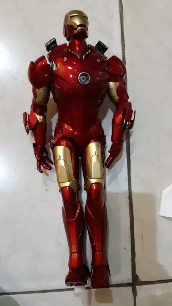 Action figure iron man 30cm minus