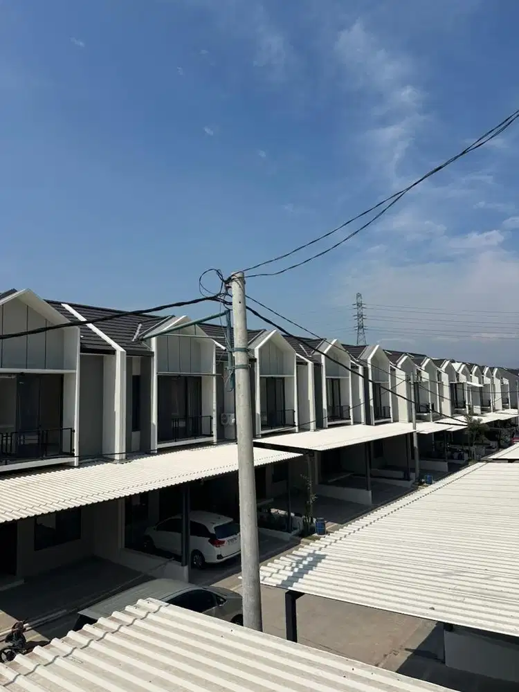 Disewakan - Rumah Tinggal Taman Kopo Indah V Cluster Gardenville