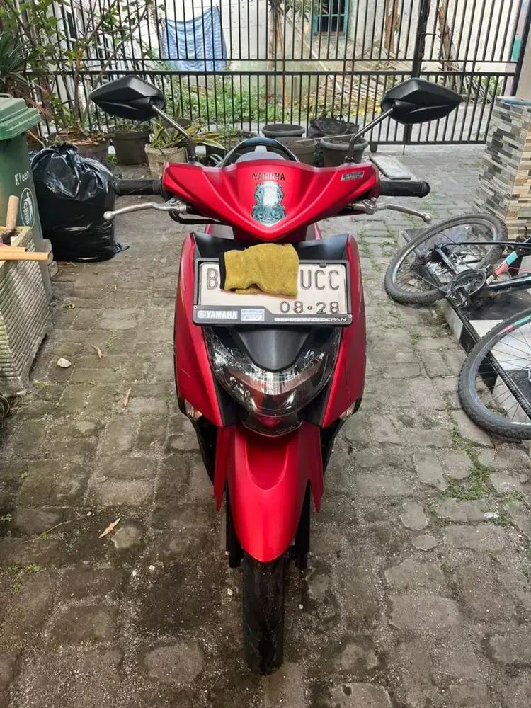 Yamaha gear S 125 merah