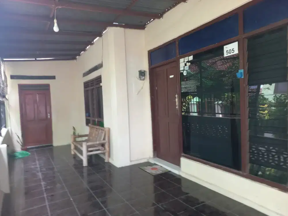 DIKONTRAKKAN RUMAH LUAS 6 KAMAR TENGAH KOTA YOGYAKARTA