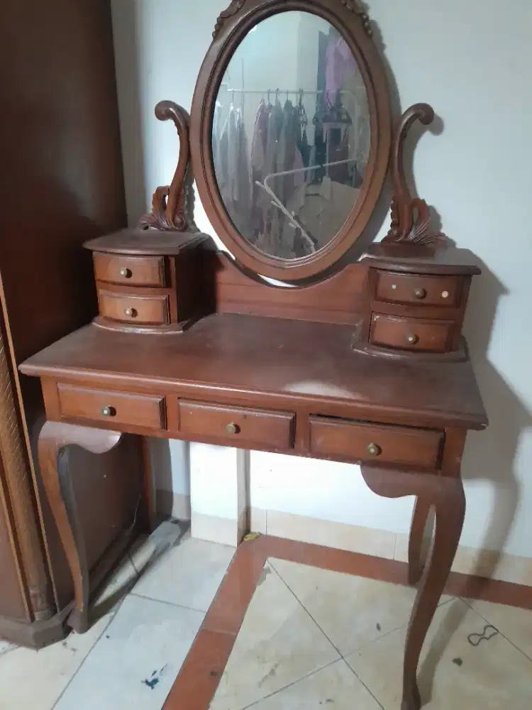 Meja kayu jati rias