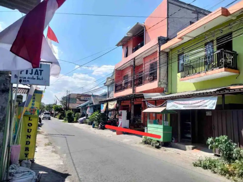 Ruko + kos2 an, pinggir jl aspal besar, strategis di banguntapan dkt ke Kota gede, Malioboro, balaikota Yogyakarta, SGM