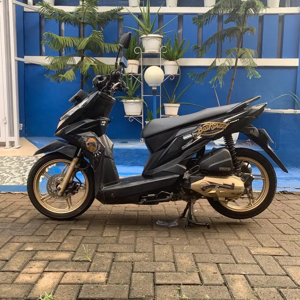 DIJUAL HONDA BEAT STREET 2018