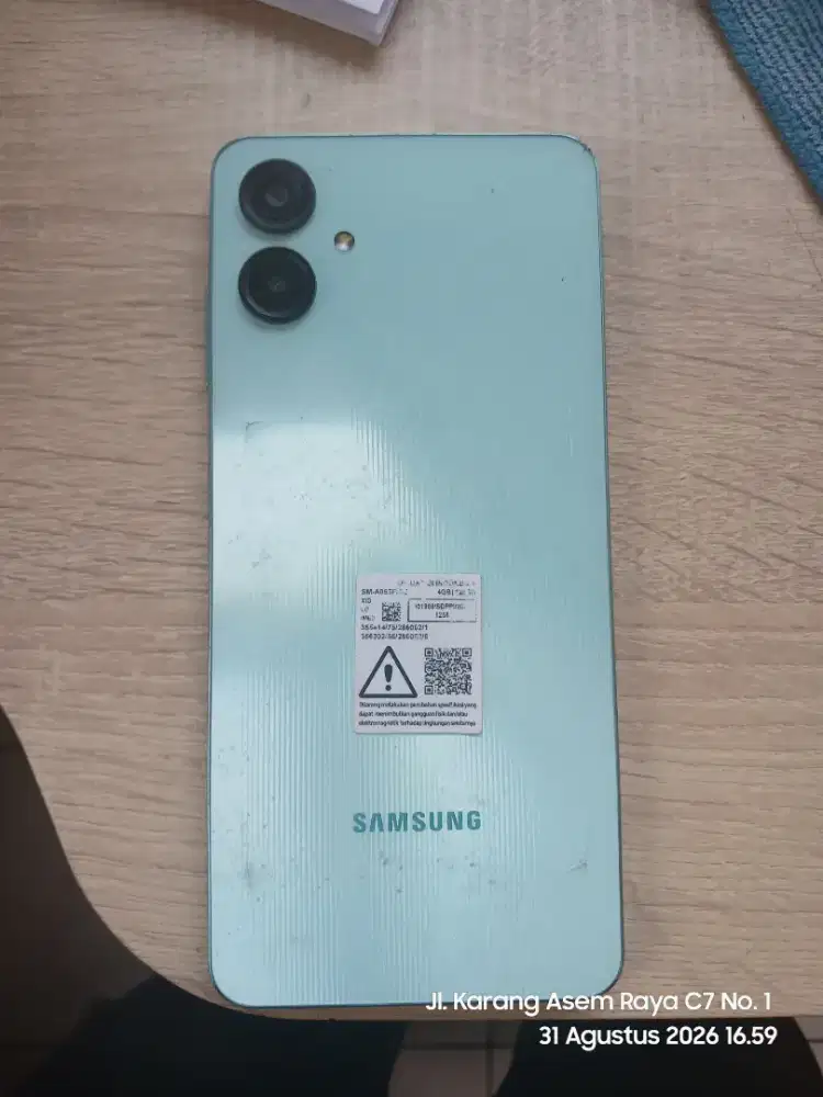 Bismillah di jual Samsung A 06 ram4 128gb pemakaian pribadi. Edisi bu