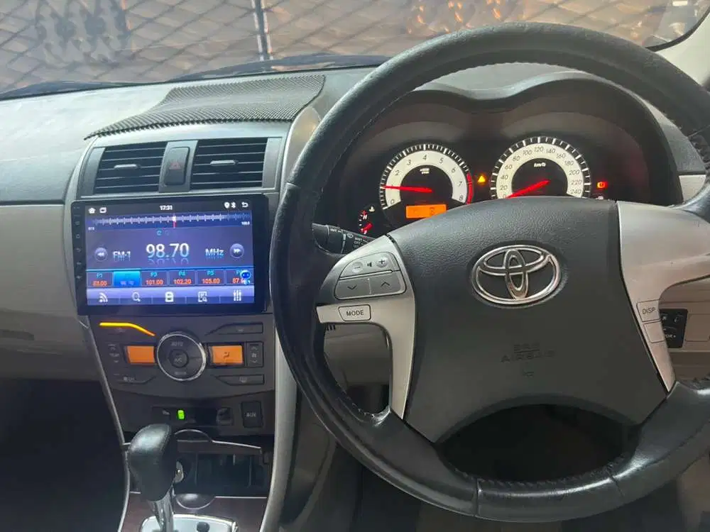 Toyota Corolla 2011 Bensin