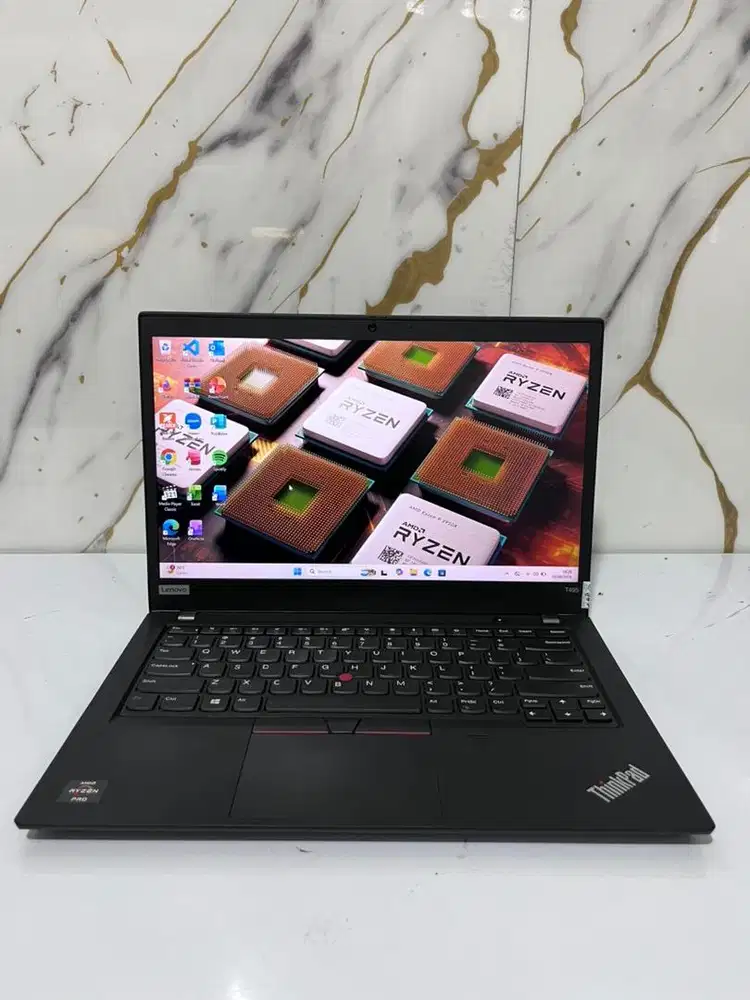 Lenovo Thinkpad T495 AMD RYZEN 5 RAM 8gb ssd 256gb