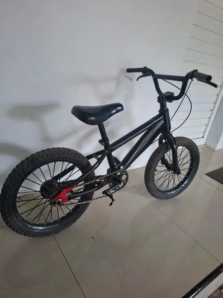 Sepeda anak perlu perbaikan dikit