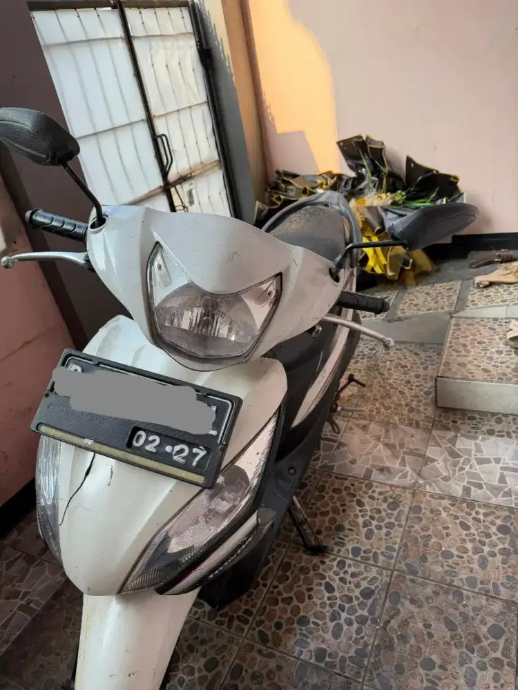 Honda spacy 2012