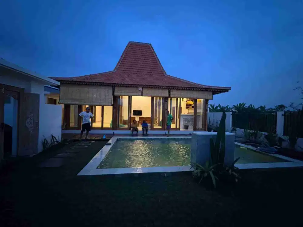 DIJUAL VILLA STYLE JOGLO DI BENGKEL TABANAN DEKAT KEDUNGU