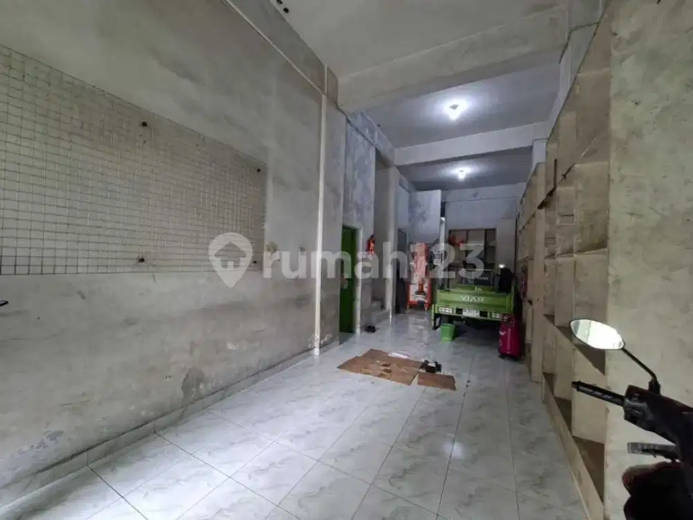 Ruko Lokasi Strategis Daerah Perdagangan Keprabon Solo