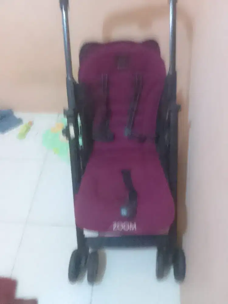 Stroller bayi bisa buat duduk dan tiduran