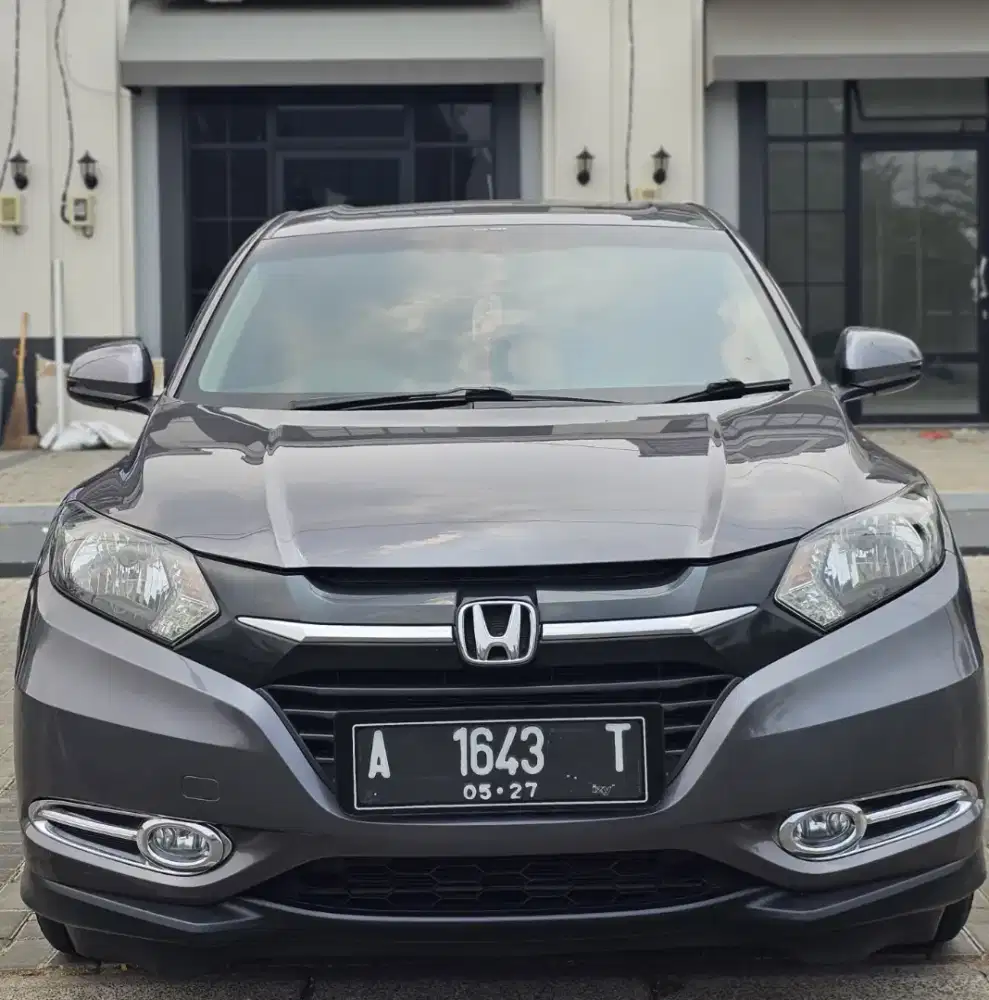HR-V E CVT 2017 KILOMETER 37 RIBU RECORD