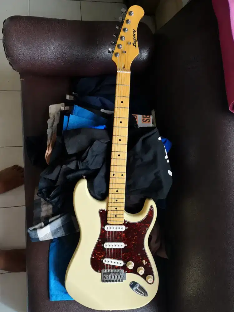 Legacy stratocaster