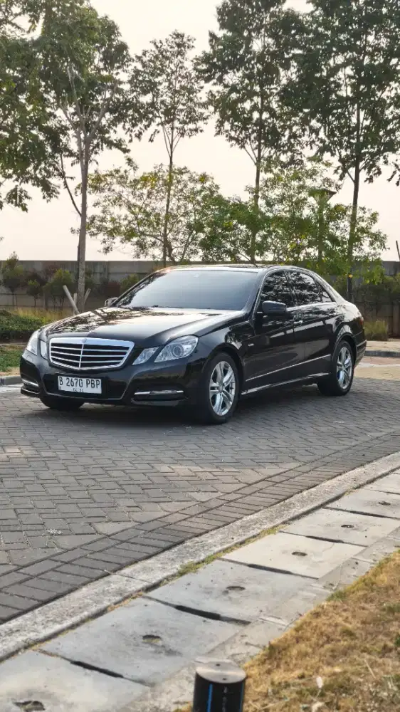 Mercedes Benz E250 AVG 2011 NIK 2010 W212 520i 523i f10 a6