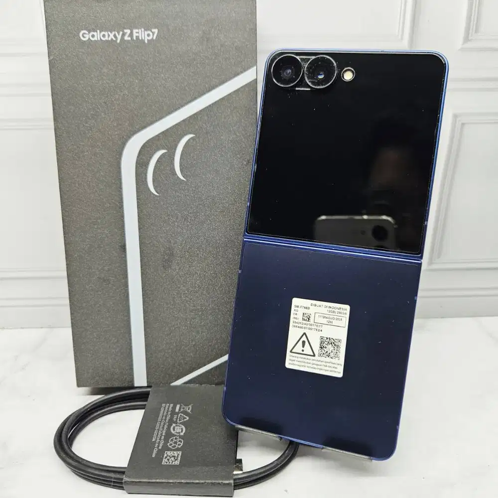 Samsung Galaxy Z Flip 7 12/256GB Navy SEIN Resmi Fullset Mulus