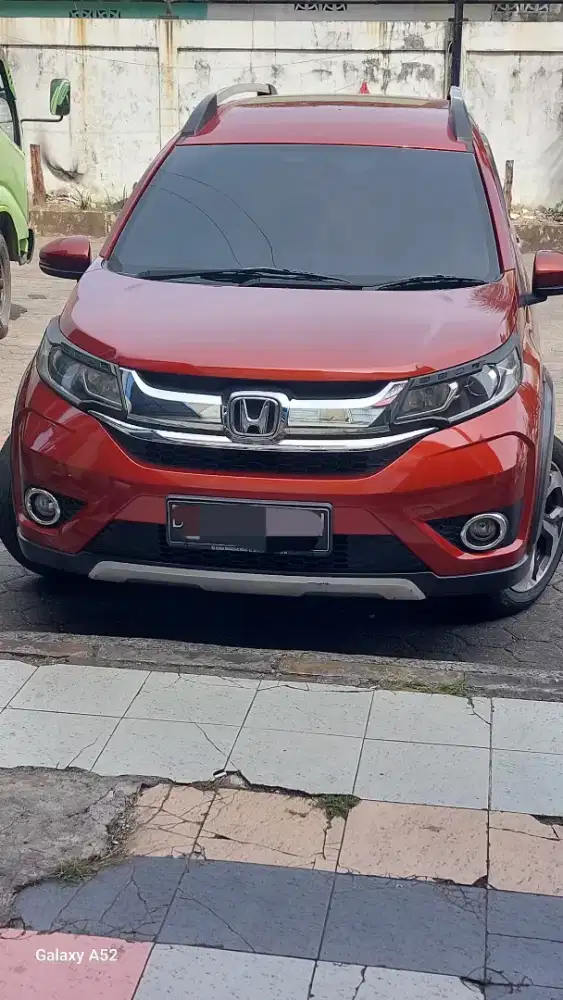 Honda BRV E 1.5 Automatic Istimewa