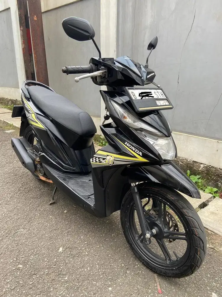 DIJUAL HONDA BEAT FI 2018