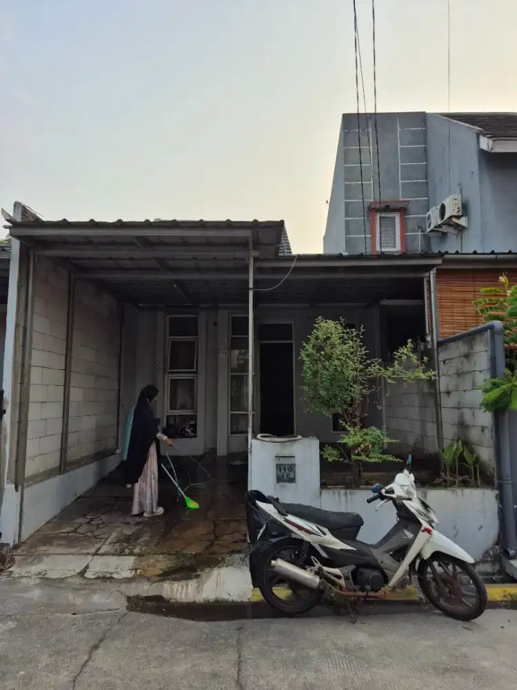 Disewakan Rumah strategis Cendana Residence