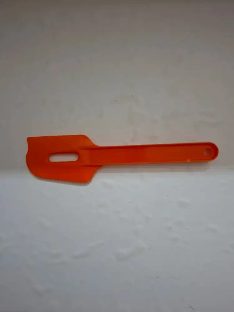LIMITED EDITION: Mini Spatula Tupperware