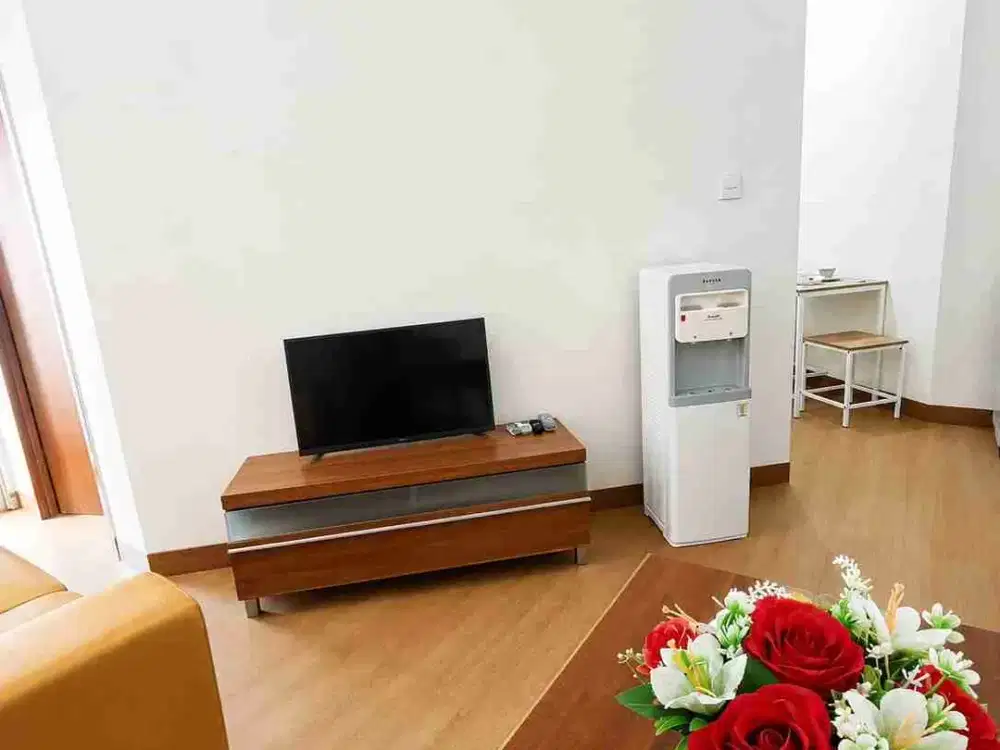 Disewakan Unit Apartemen Mediterania Garden Residence 1 Kondisi Furnished Tipe 1 BR Dan Middle Floor