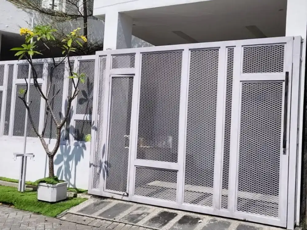 Dijual Rumah Mewah Strategis Di Simpang Darmo Permai Dekat Pakuwon Mall Surabaya