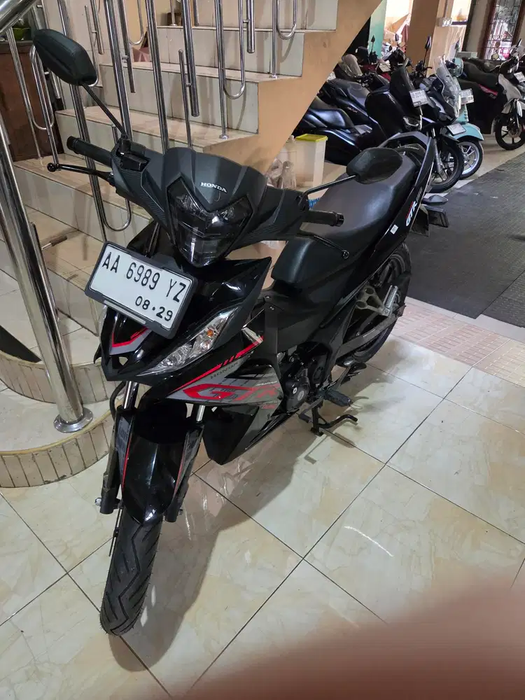 Supra GTR 150 hitam 2024 aa temanggung  Gbm