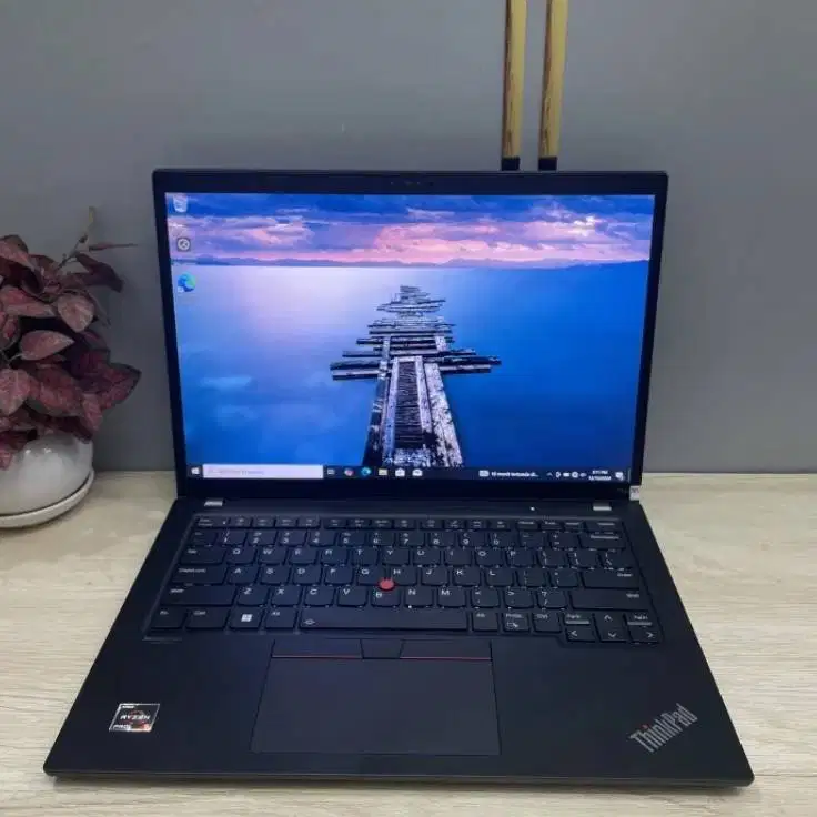 Laptop Lenovo thinkpad T14s AMD RYZEN 5-4650 RAM 16GB 14inch TS N-ETM