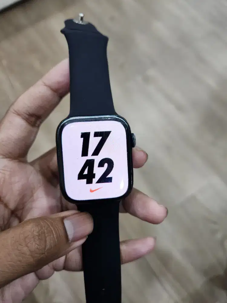 Apple Watch 7 nike