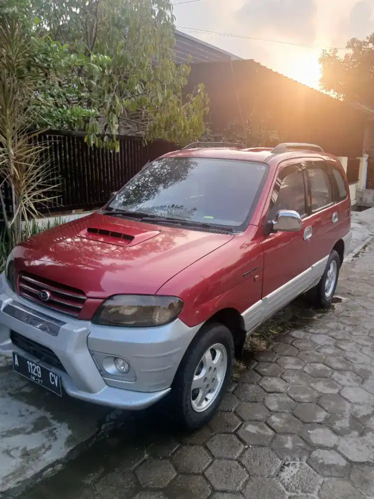 Daihatsu taruna csx 2000