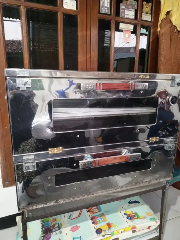 Oven gas api atas bawah
