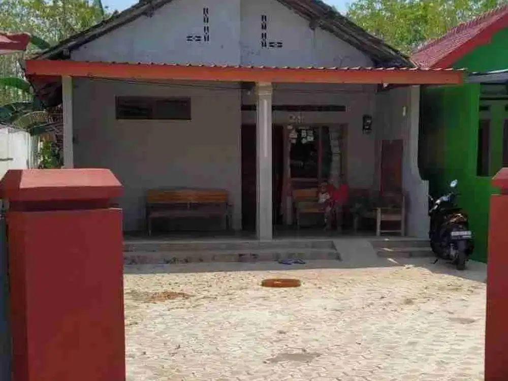Rumah Lawas Luas Dijual Murah Kawasan Munggut Raya