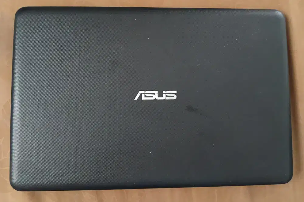 Note Book ASUS S202E RAM 2gb HDD 500gb