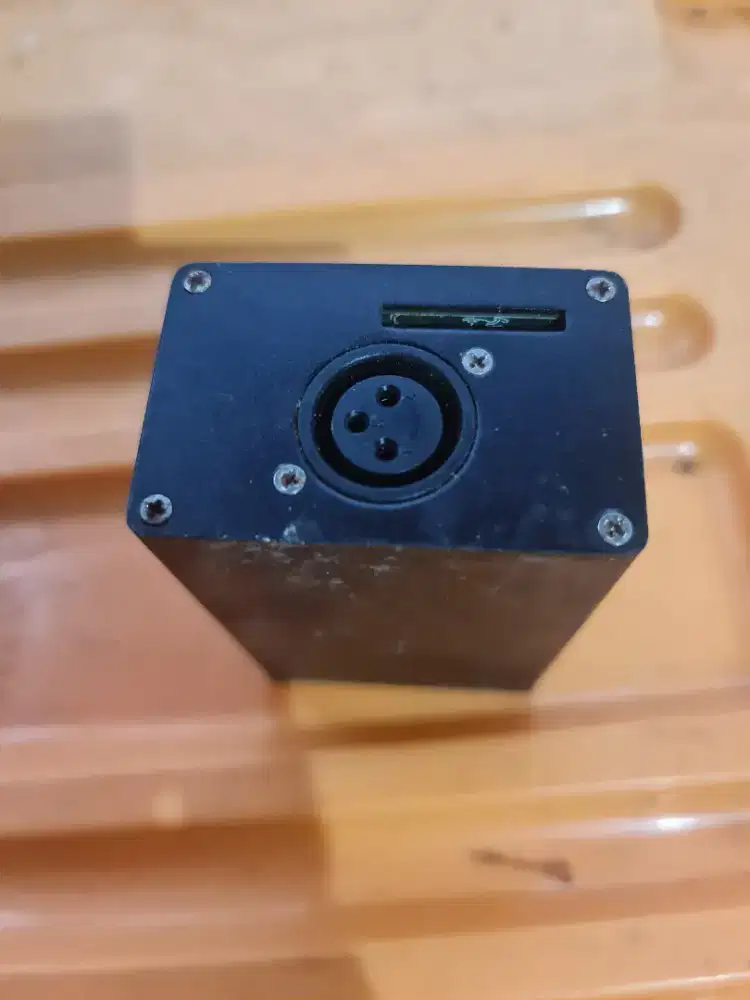 Decoder dmx 512
Converter visual to com/lqptop
Port lan