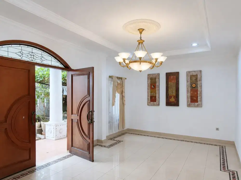 Disewa Rumah rapih siap huni Gading Kirana Timur, Kelapa Gading