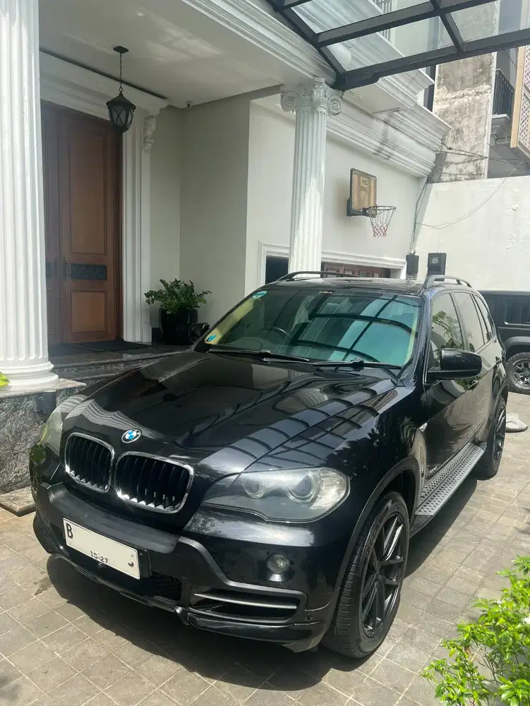 BMW X5 E70 3.0 Low Kilometer