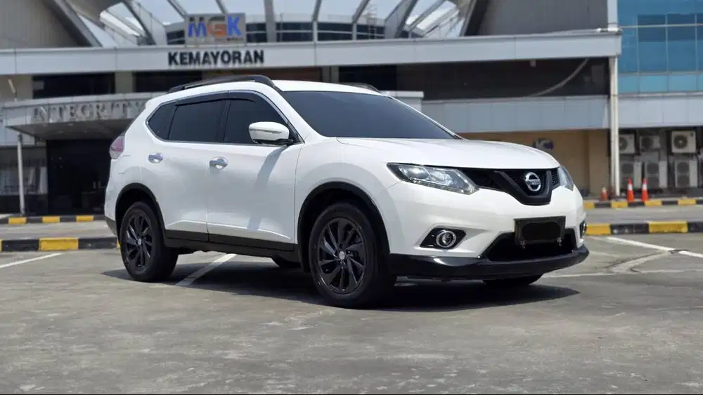 [ ANTIK LOW KM ] Nissan Xtrail X-Trail 2.5 T32 CVT AT 2017