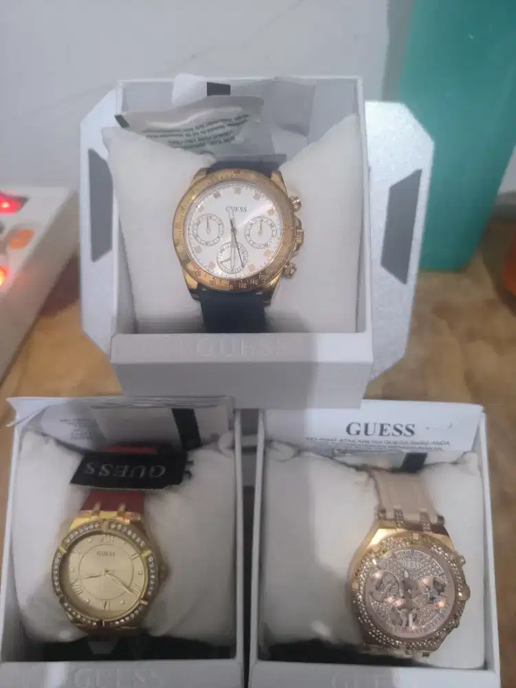 Jam Tangan Guess Bekas