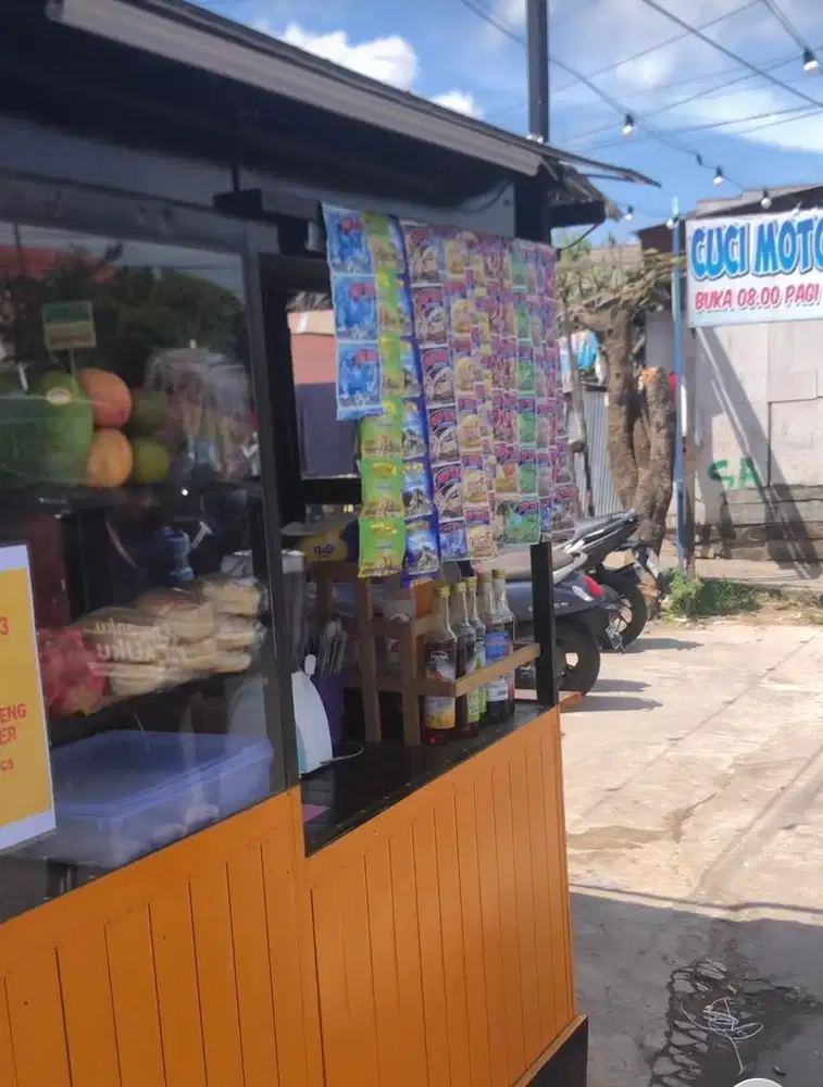 Jualan es dan lain2