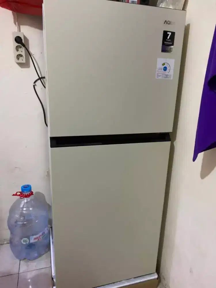 Kulkas Aqua 2 Pintu /Jual Kulkas Aqua 185Liter
