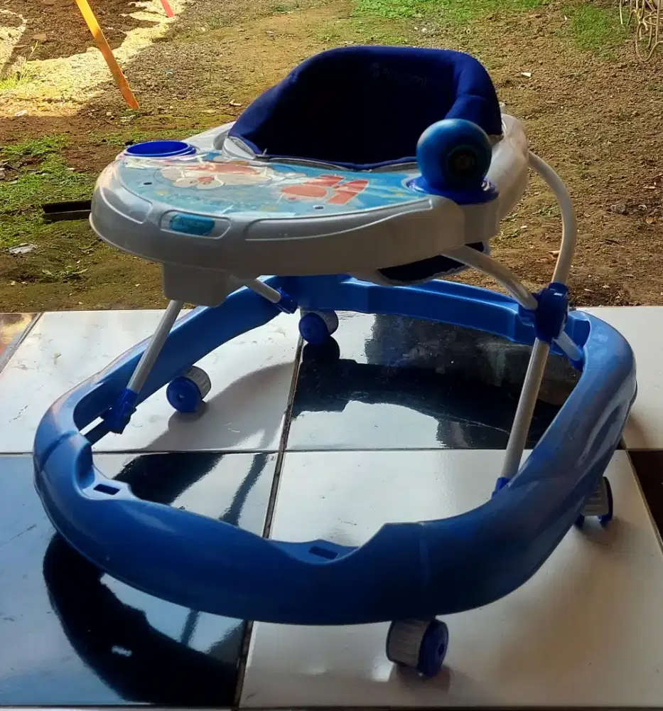 Baby walker.kondisi mulus