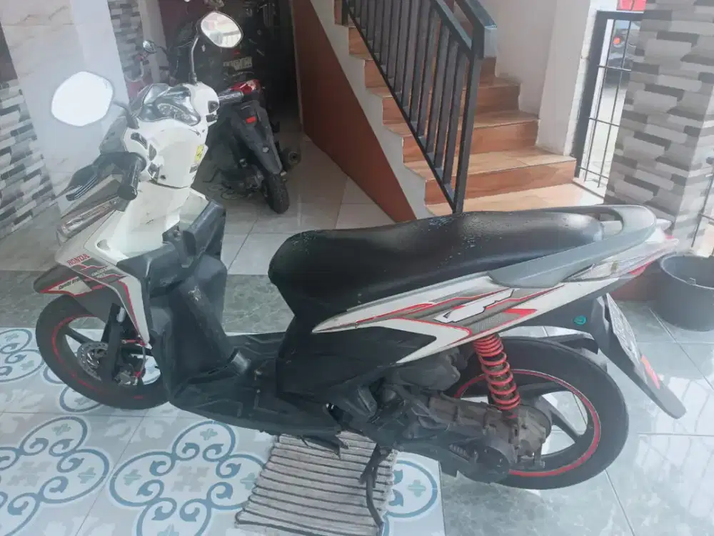 Vario 2011 Kondisi Sesuai Desk