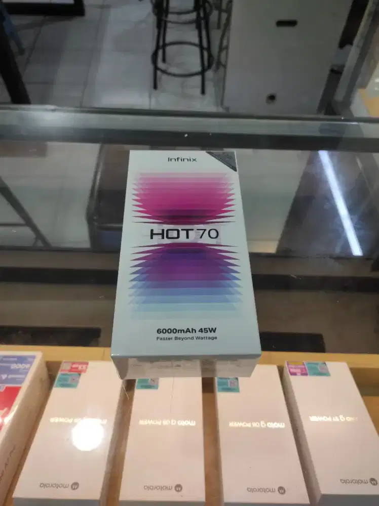[ Fast respon WA ] Infinix Hot 70 4+4/128 Garansi resmi 1thn