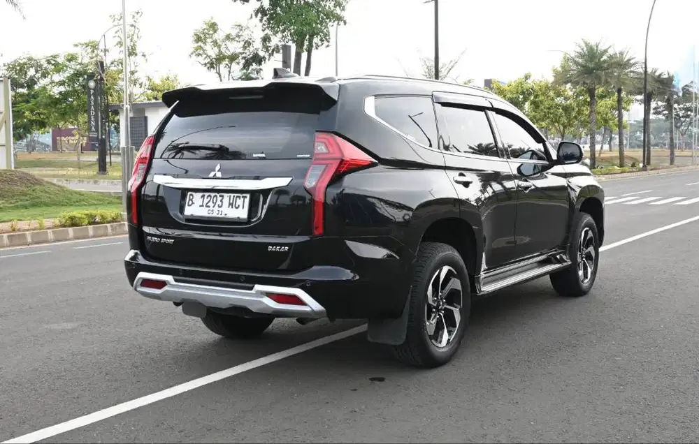 Pajero Sport Dakar 4X2 AT facelift tahun 2024
