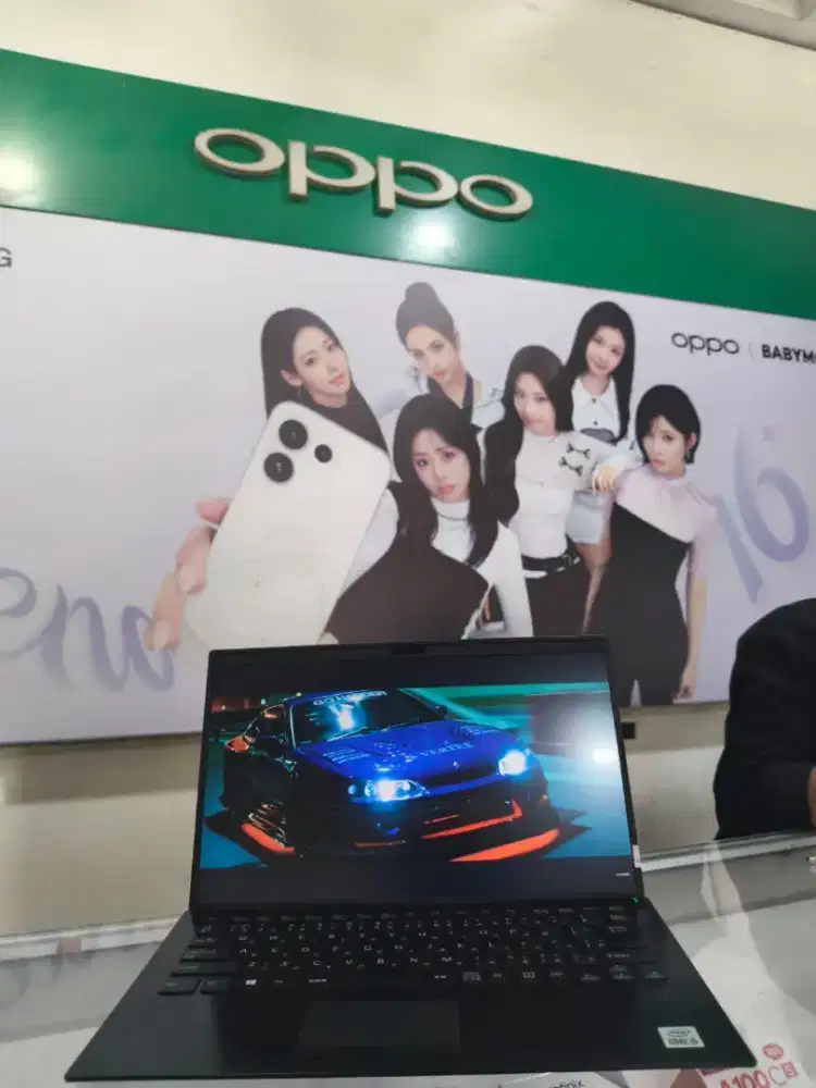LAPTOP EDITING RINGAN DAN MURAH BERGARANSI 5 TAHUN