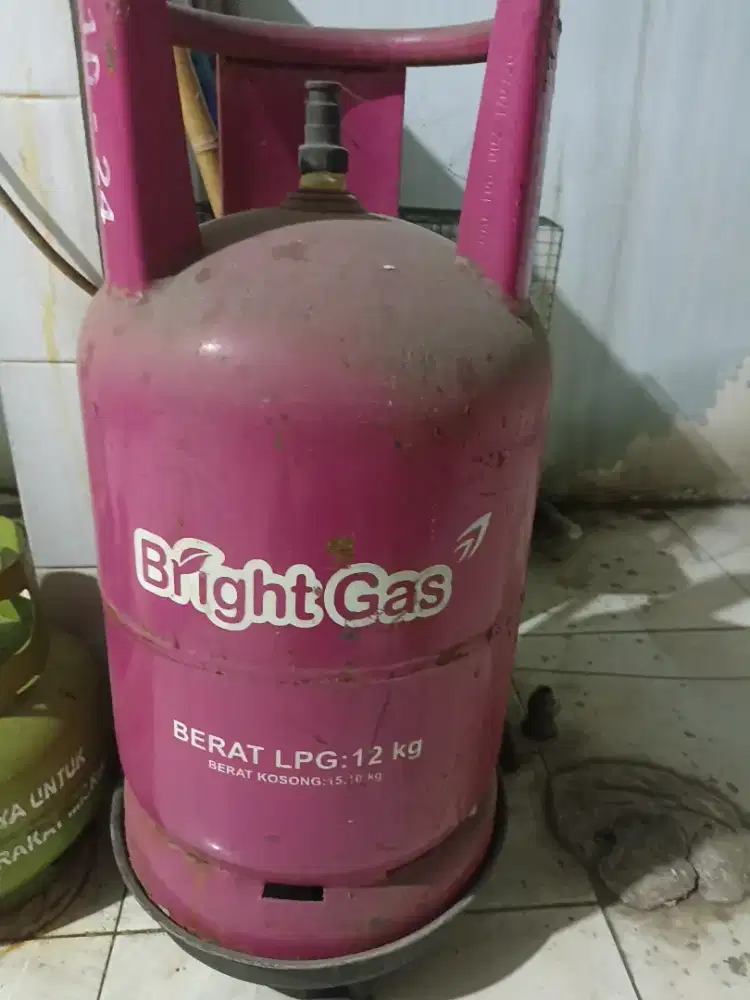 Di jual tabung gas 12 kg
