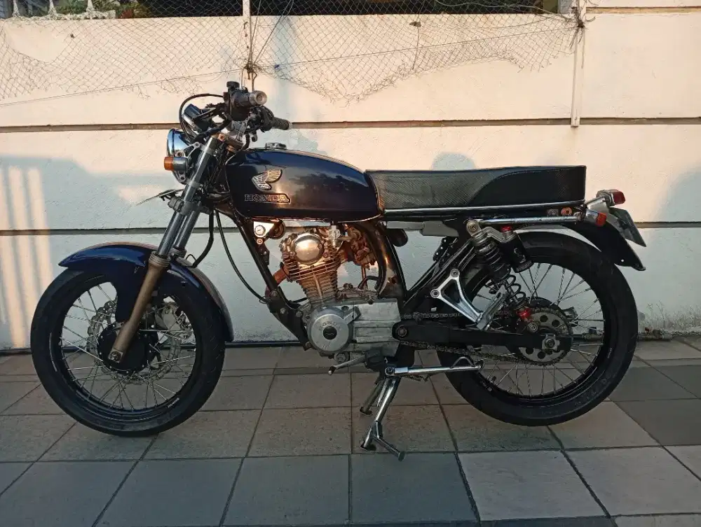 Honda cb tahun 1974