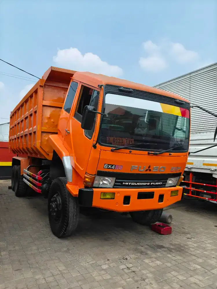 Dump truk Mitsubishi fuso FN 527 ML M3